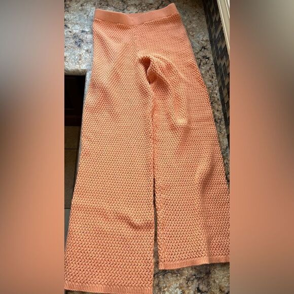 House of Harlow Peach Knit Pants with sparkle thread - Picture 7 of 7